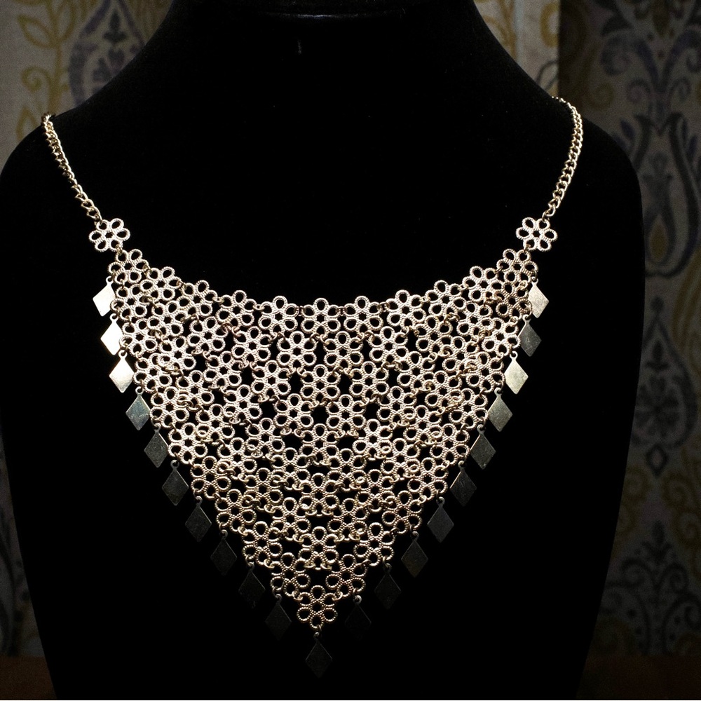 Metal Chainmail Bib Necklace